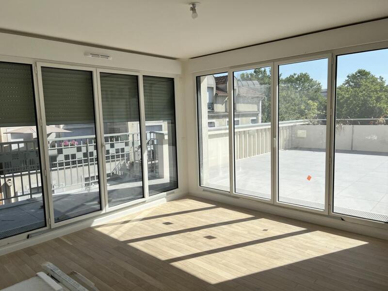 Appartement - 110 m² - 5 pièces