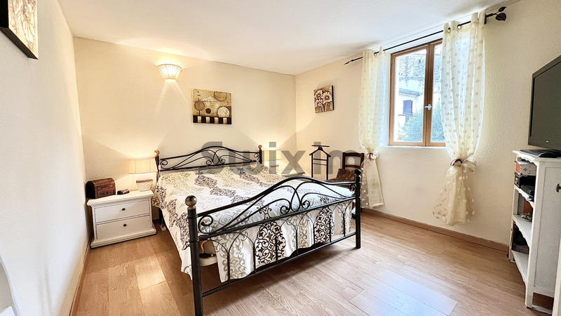 Maison de village - 100 m² - 4 pièces