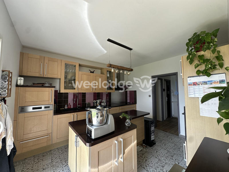 Maison - 227 m² - 7 pièces