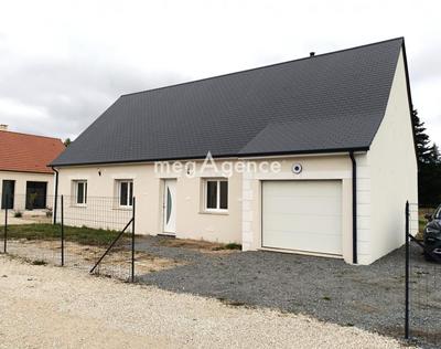 Maison - 92 m² - 4 pièces