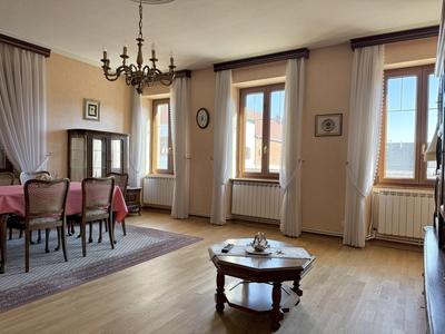 Maison - 160 m² - 8 pièces