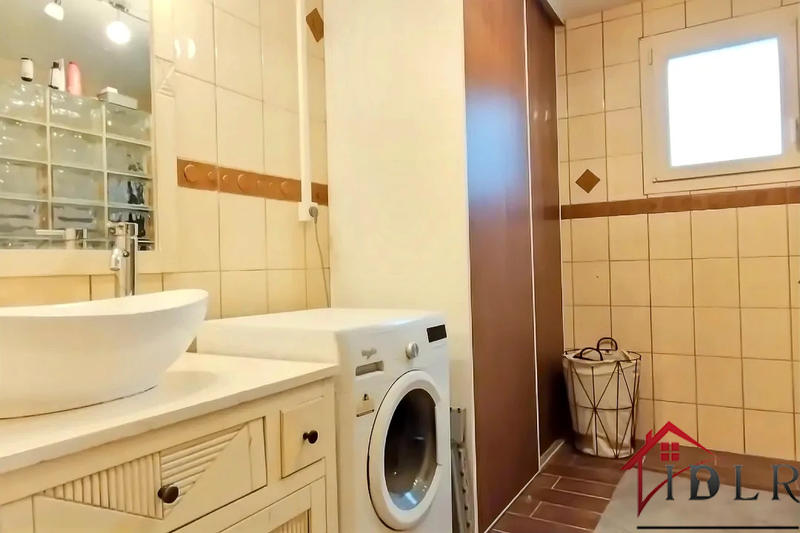 Maison - 116 m² - 6 pièces