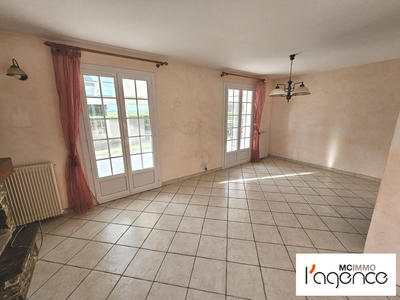 Maison traditionnelle - 110 m² - 4 pièces