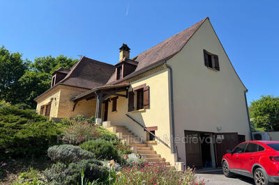 Maison - 174 m² - 5 pièces