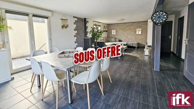 Maison - 112 m² - 5 pièces
