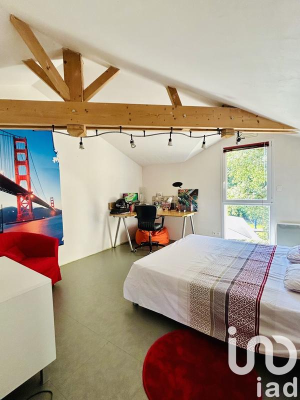 Maison de maîtres - 330 m² - 10 pièces