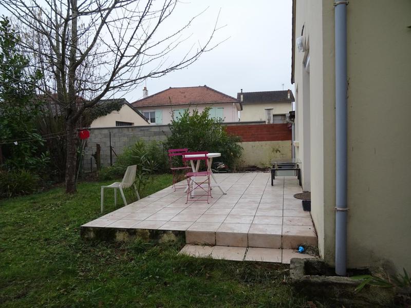 Maison - 80 m² - 5 pièces
