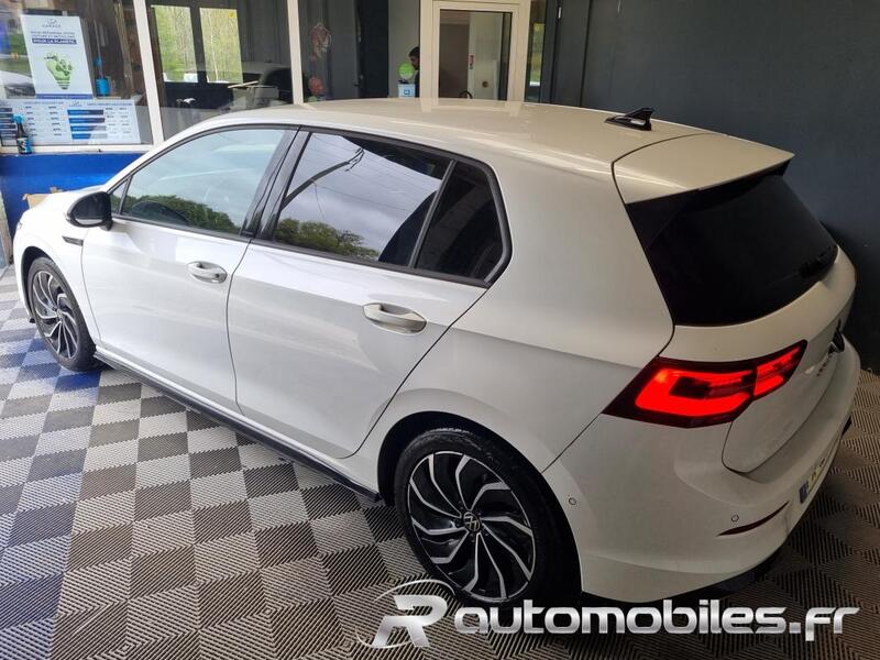 Volkswagen Golf VIII 2.0 Tdi 150 R-Line Dgs7