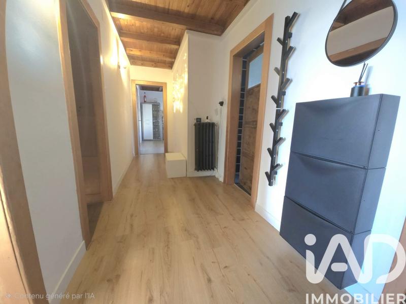 Appartement - 104 m² - 4 pièces