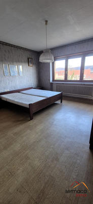 Maison - 177 m² - 7 pièces