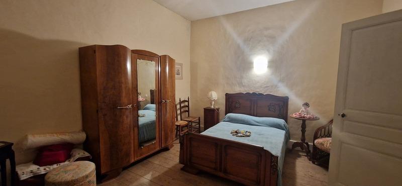 Maison - 200 m² - 6 pièces