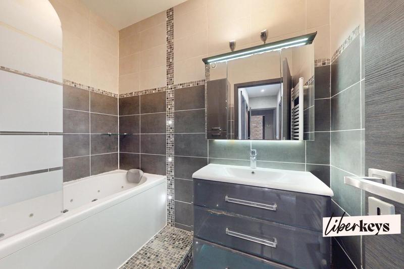 Appartement - 67 m² - 3 pièces