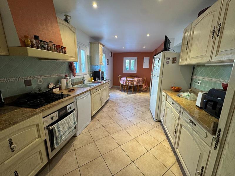 Maison - 170 m² - 6 pièces