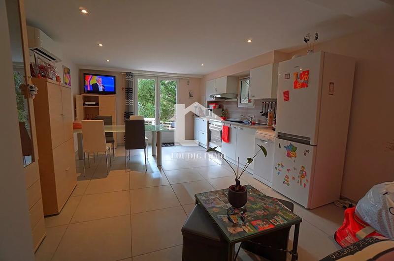 Villa - 227 m² - 7 pièces