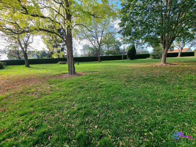 Maison - 334 m² - 6 pièces