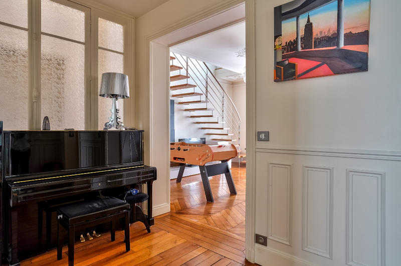 Appartement - 226 m² - 8 pièces