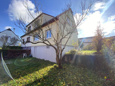 Maison - 82 m² - 4 pièces