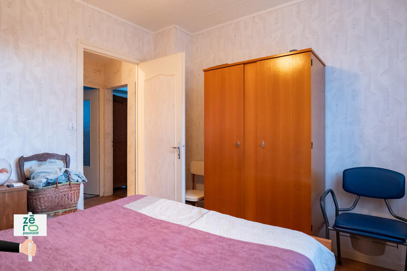 Maison - 94 m² - 5 pièces