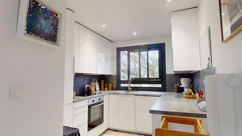 Appartement - 82 m² - 4 pièces