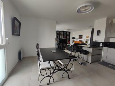 Appartement - 96 m² - 4 pièces