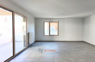 Appartement - 95 m² - 4 pièces