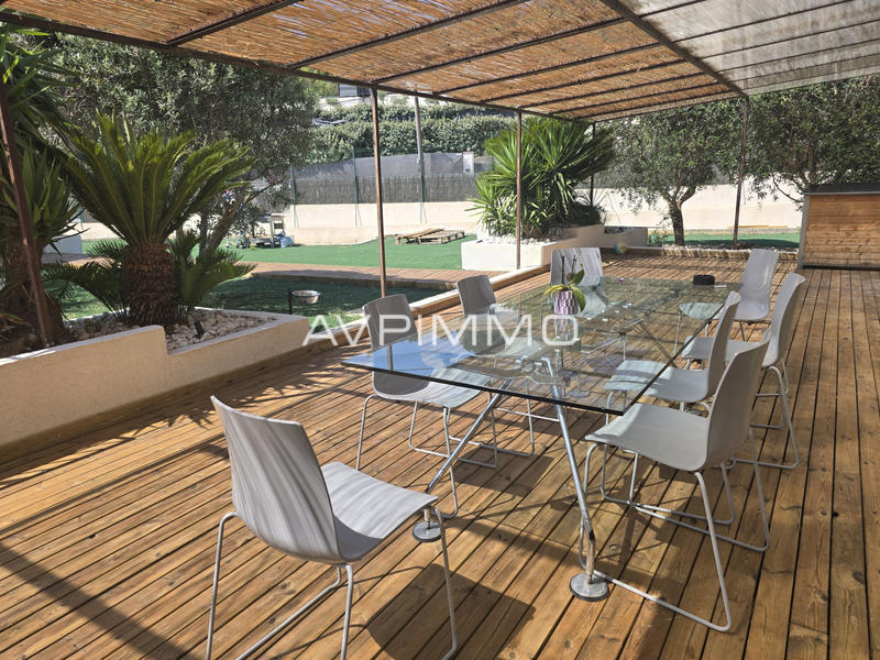 Villa - 240 m² - 7 pièces