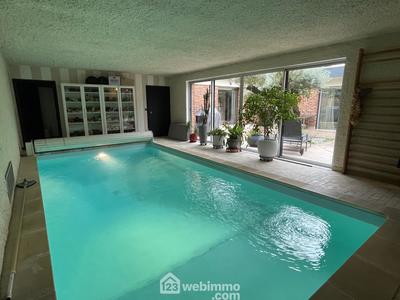 Maison - 308 m² - 6 pièces
