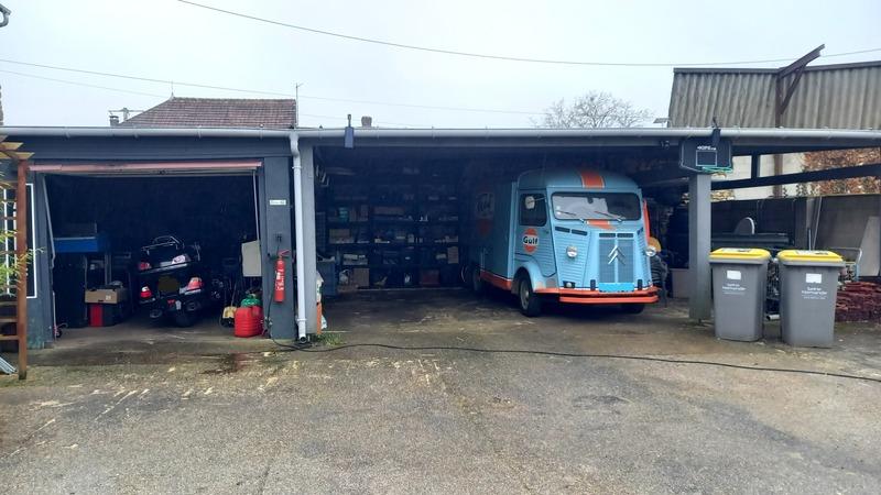 Maison - 235 m² - 6 pièces