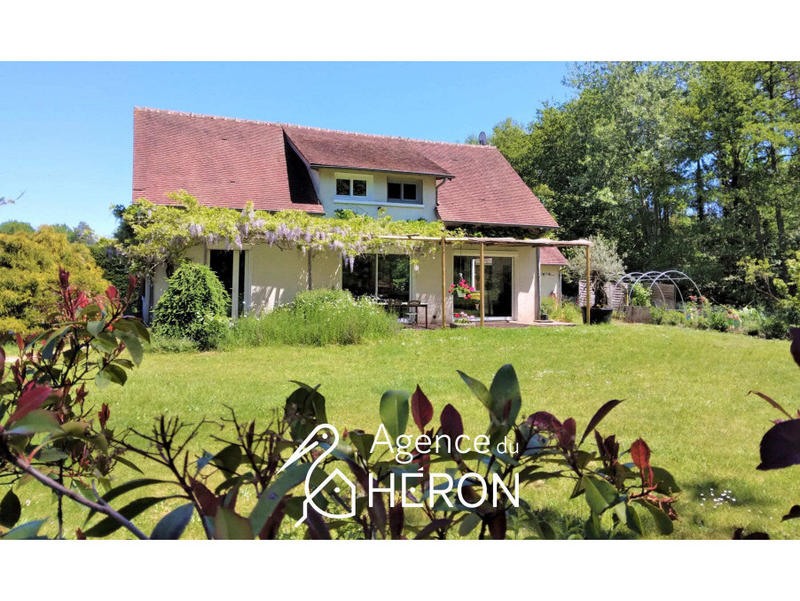 Maison - 304 m² - 10 pièces