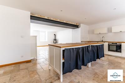 Immeuble - 330 m² - 11 pièces