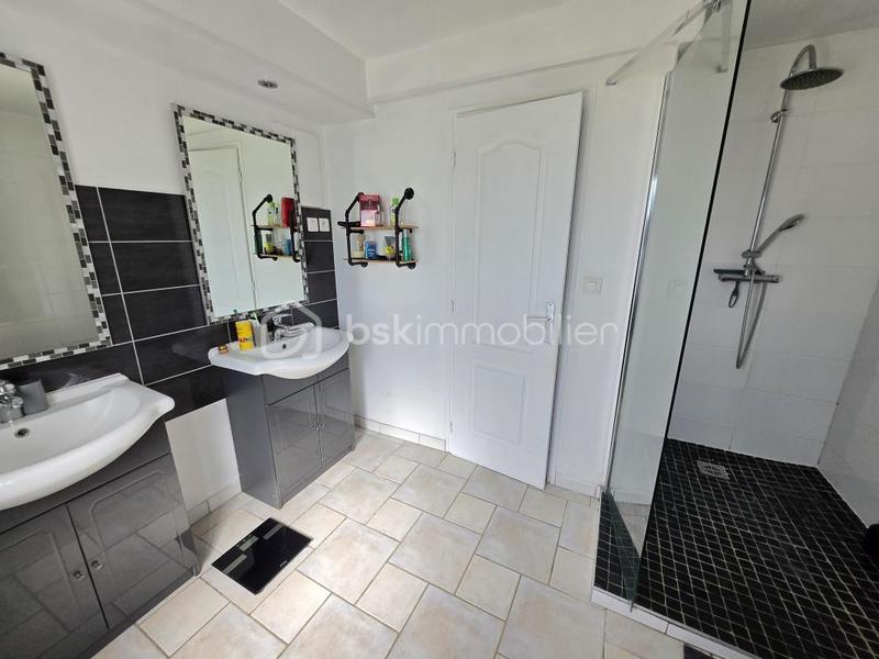 Maison de village - 205 m² - 6 pièces