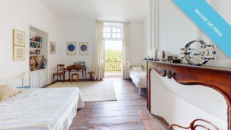 Demeure - 644 m² - 25 pièces