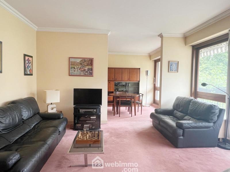 Appartement - 90 m² - 4 pièces