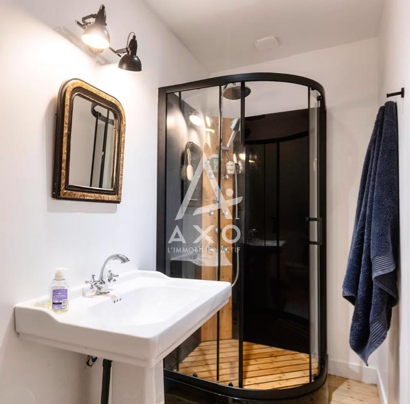 Longère - 250 m² - 6 pièces