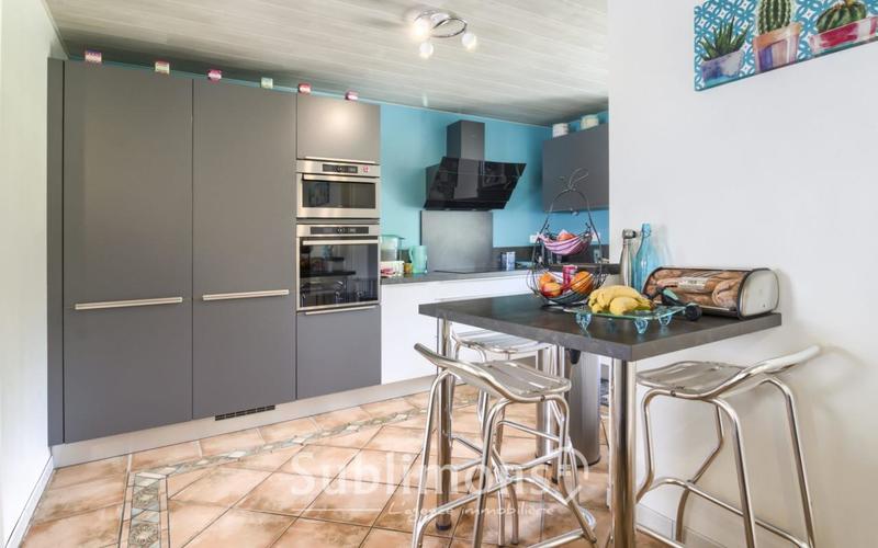 Maison ancienne - 220 m² - 9 pièces