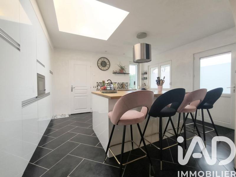 Maison - 129 m² - 6 pièces