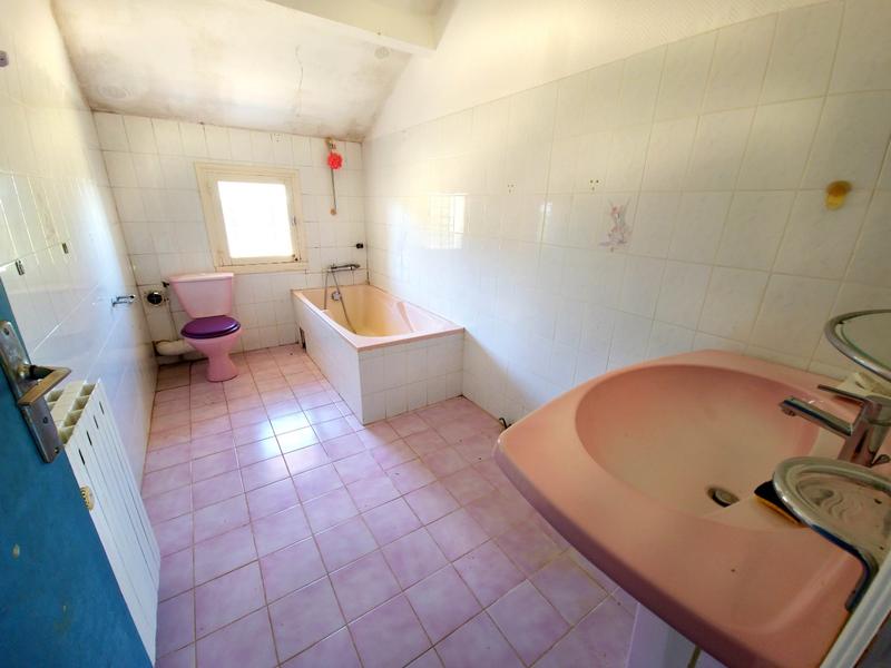 Maison - 122 m² - 7 pièces