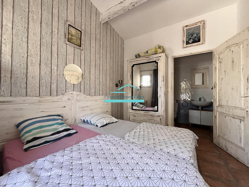 Propriété - 400 m² - 20 pièces