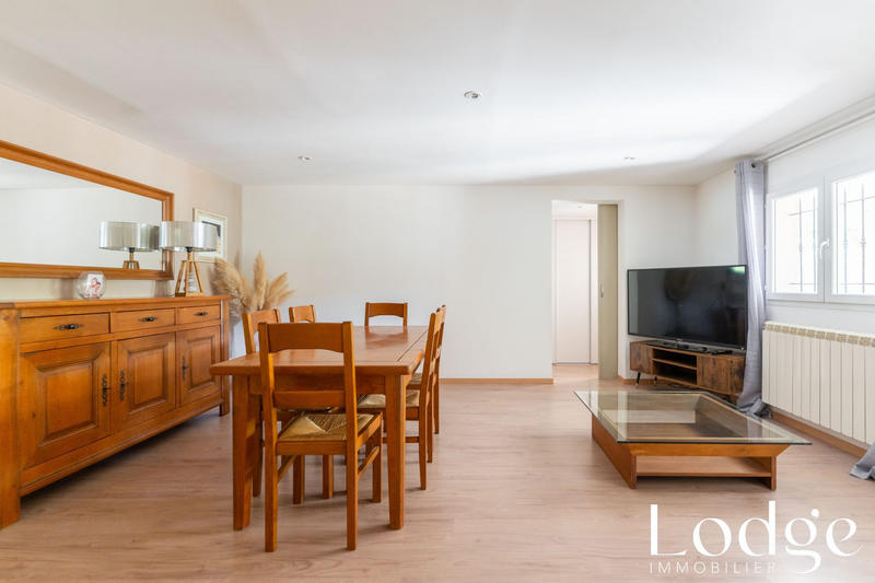 Maison - 159 m² - 6 pièces