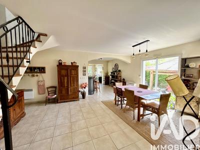 Maison - 140 m² - 5 pièces