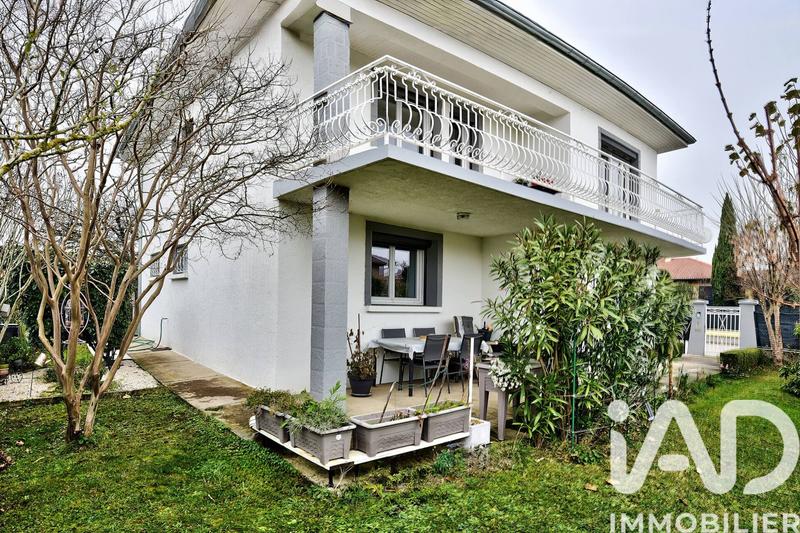 Maison - 145 m² - 5 pièces