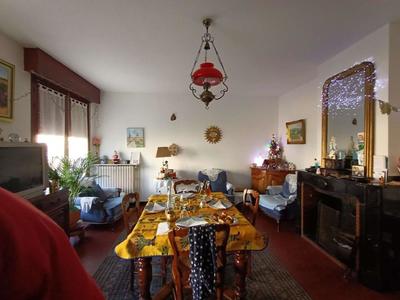 Local commercial - 680 m²