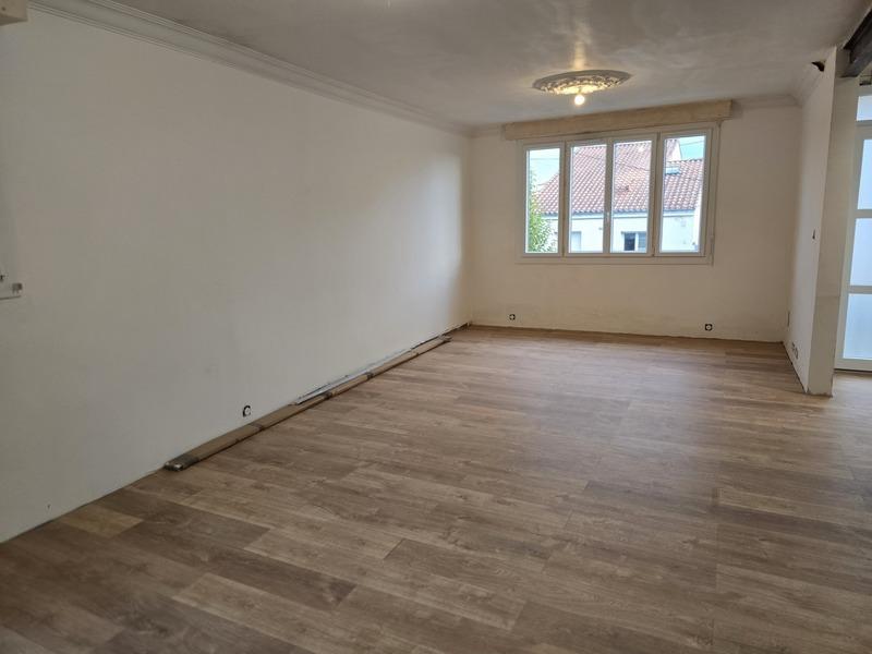 Maison - 140 m² - 8 pièces