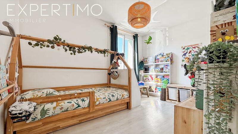 Appartement - 67 m² - 4 pièces