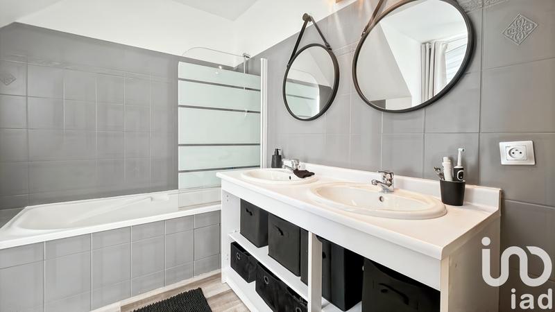 Maison - 190 m² - 7 pièces