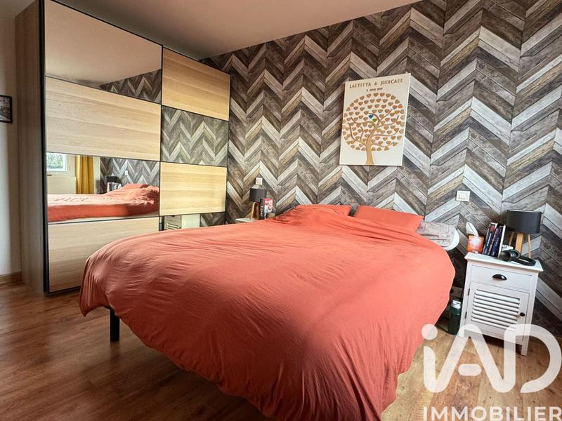 Maison - 217 m² - 6 pièces