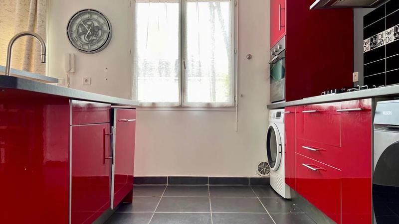 Maison - 137 m² - 6 pièces