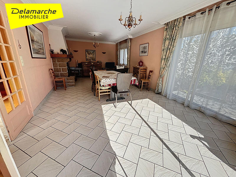 Maison - 136 m² - 6 pièces