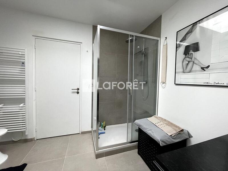 Appartement - 70 m² - 3 pièces