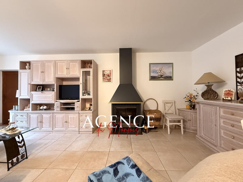 Maison - 205 m² - 5 pièces